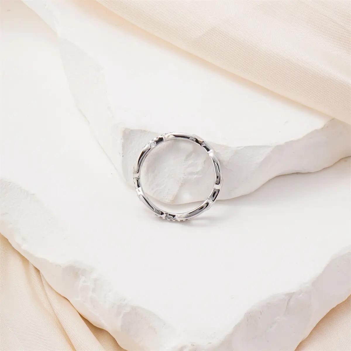 14K Gold Plated Moissanite Waterproof Unisex Chained Ring Silver-PlatedJewelry Perfect Birthday Engagement WeddingAnniversary Gift for Men Women💍🔥